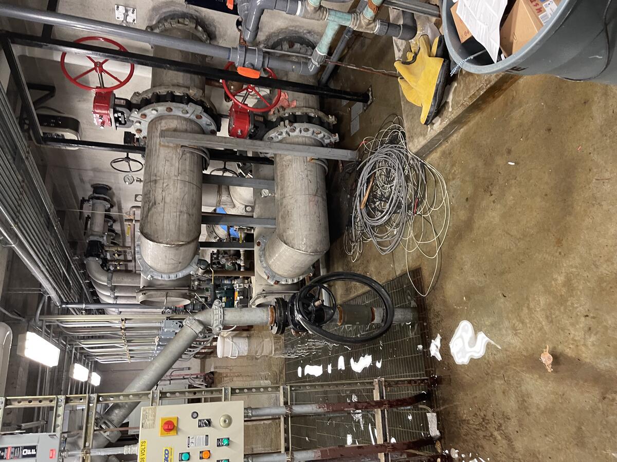 Large mechanical room piping